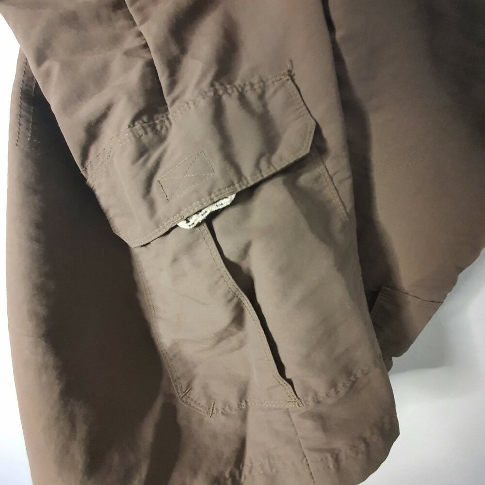 Wrangler Cargo Shorts Men Size 42 Brown Nylon‎ Pockets Lightweight Casual - Picture 6 of 8